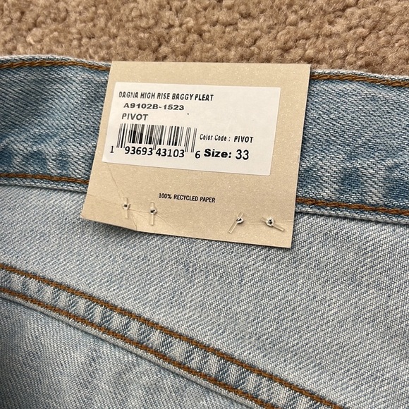 NWT Agolde Dagna High Rise Baggy Pleated Wide Leg Crop Pivot Wash Jeans Size 33 - Picture 9 of 11